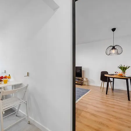 Apartment Shortstaypoland Grochowska